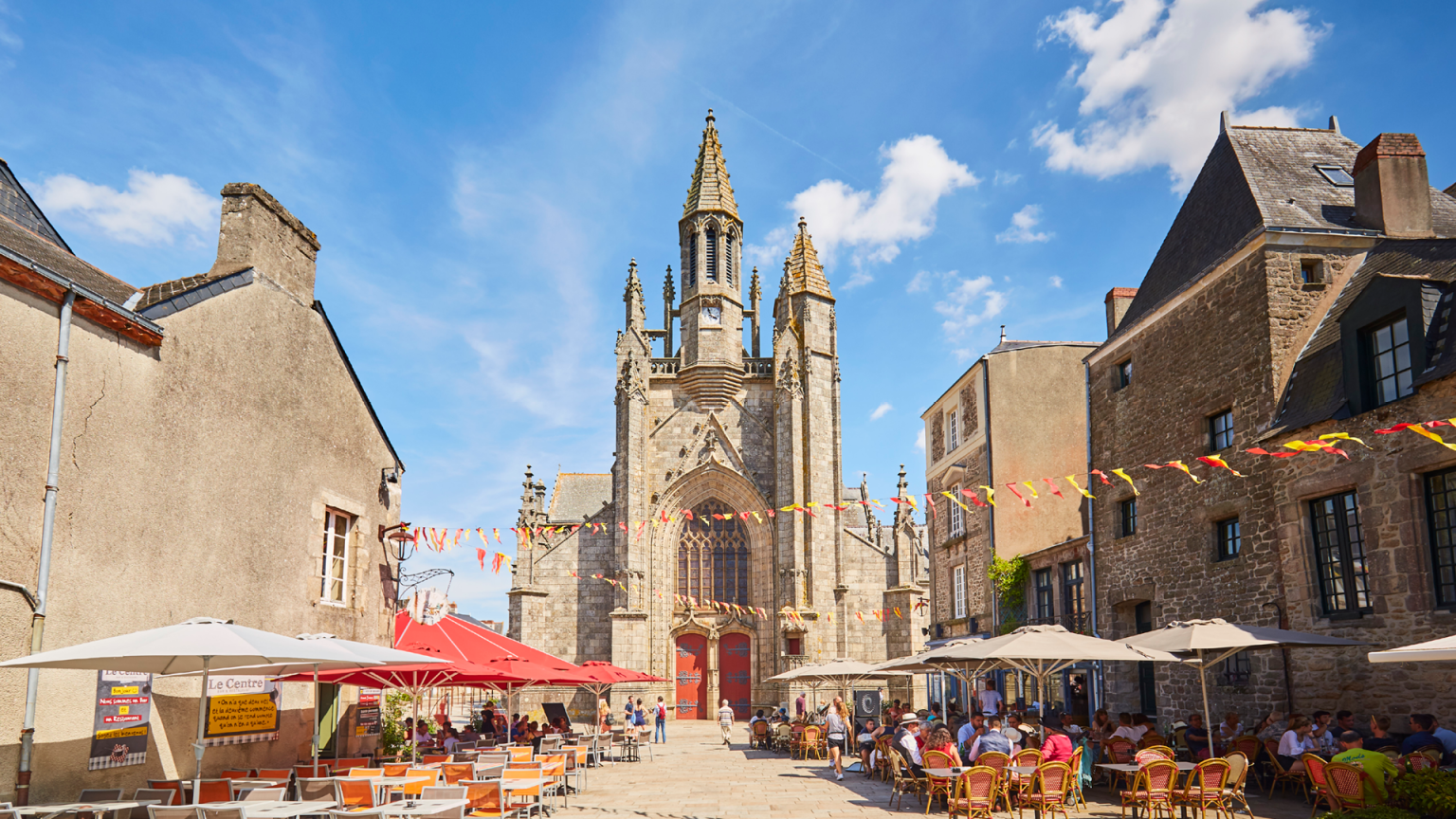 Image de remplacement pour la vidéo : <p>Une restauration de 10 ans pour la Collégiale Saint-Aubin</p>