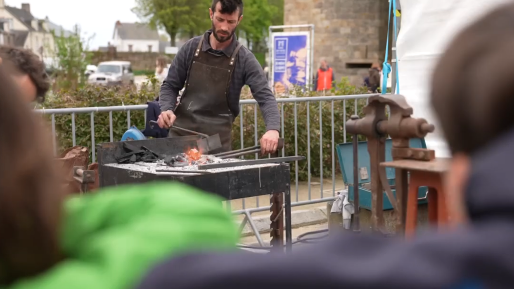 Image de remplacement pour la vidéo : <h1 class="style-scope ytd-watch-metadata">Salon des métiers d’art 2024 : retour en images</h1>
